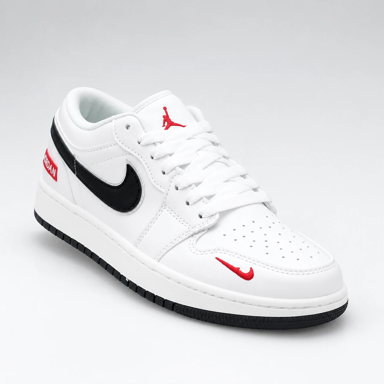 کتانی وارداتی اورجینال برند K Shoes | طرح Jordan Low رنگ سفید مشکی